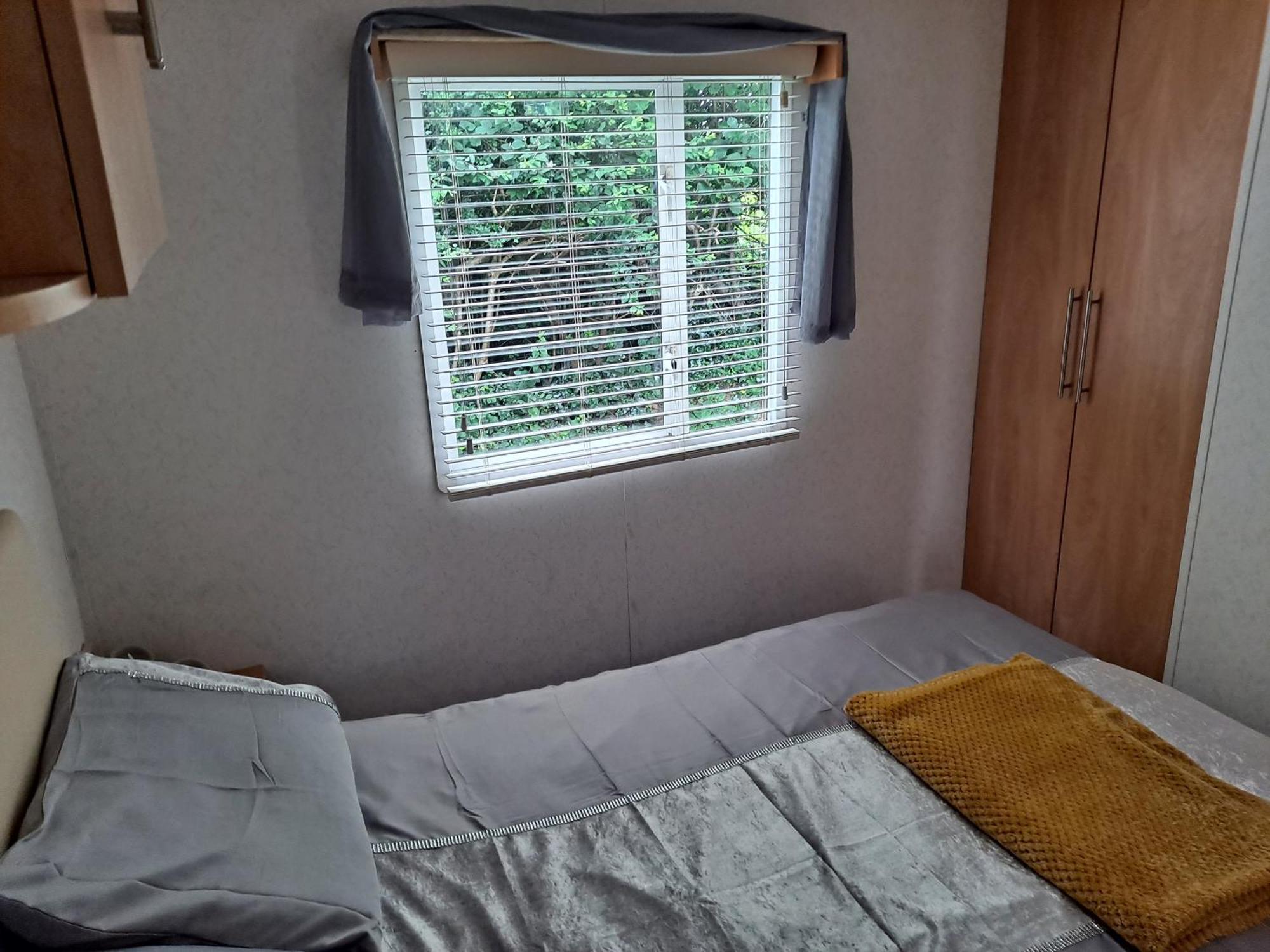 Amroth Bay Holiday Caravan Llanteg エクステリア 写真