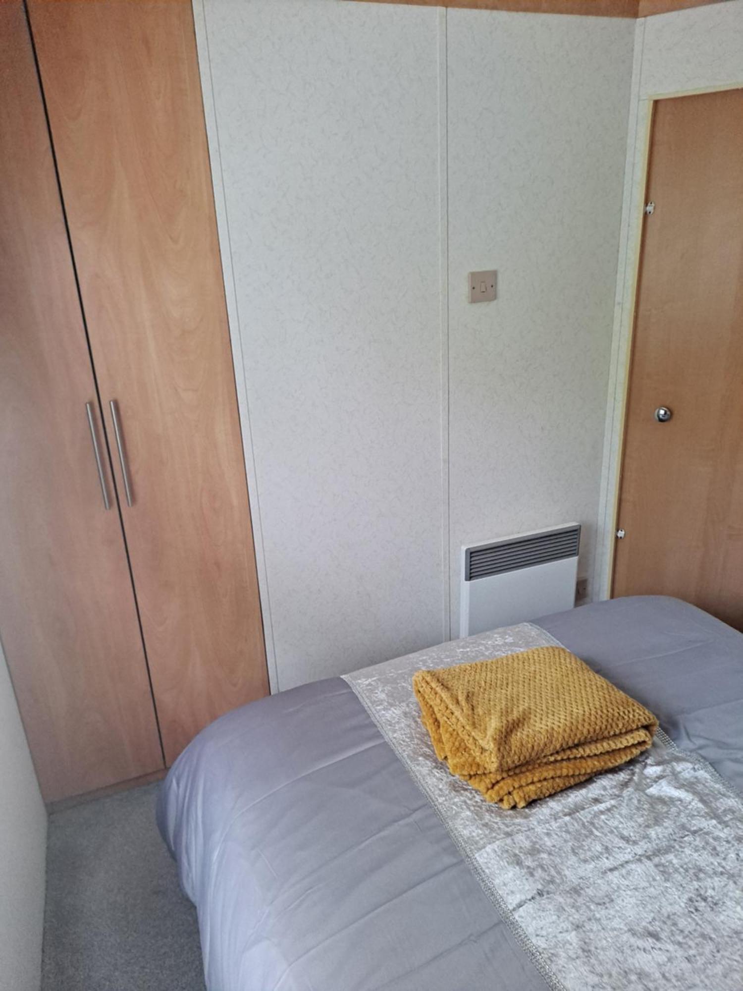 Amroth Bay Holiday Caravan Llanteg エクステリア 写真